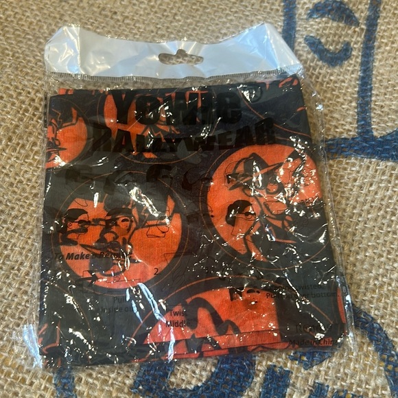 ✌️NWT Mafia Man Dutch Bros Gaiter - Picture 1 of 6